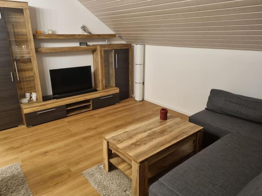 Gemuetliche Wohnung Am Waldrand Thierhaupten Luaran gambar